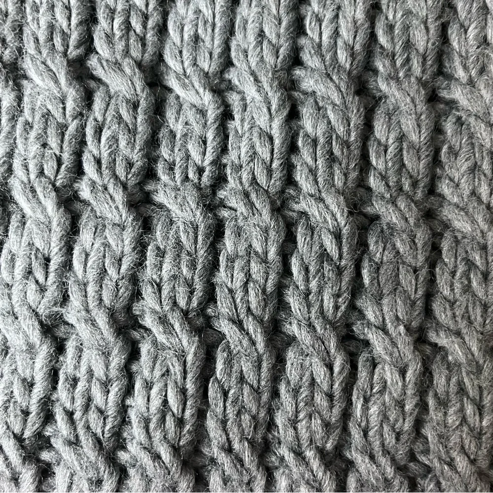 Aeropostale Gray Cable Knit Infinity Scarf Winter Cozy Fisherman Fairy